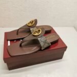 Gucci Women’S Blondie Thong Sandals Brown 752659 9I650 9769 - Image 6