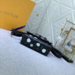 Louis Vuitton X Yayoi Kusama Steamer Wearable Wallet Monogram Eclipse Black 18cm - Image 4