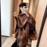 Gucci Cashmere Poncho Brown 120cm - Image 3