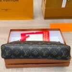 Louis Vuitton Pochette Voyage Souple Bag Pink 29Cm M13356 - Image 7