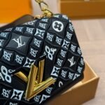 Louis Vuitton Twist MM Monogram Jacquard Black 23Cm - Image 3