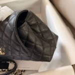 Chanel Trendy Cc Top Handle Bag Python Black 23Cm - Image 6