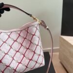 Gucci GG Emblem Small Bucket Bag Pink And Red 20Cm 815118 FAFF1 8649 - Image 3