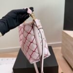 Gucci GG Emblem Small Bucket Bag Pink And Red 20Cm 815118 FAFF1 8649 - Image 4