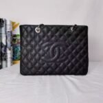 Chanel Grand Shopping Tote Bag Black Caviar Silver Tone Chain 34Cm - Image 3
