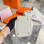 Hermes Picotin 18 Beton Clemence Silver Hardware White 18Cm - Image 5