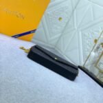Louis Vuitton Félicie Pochette Monogram Empreinte Leather Crossbody Bag Black 21cm M82477 - Image 5