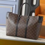 Louis Vuitton Sac Plat 24H Monogram Brown 44Cm - Image 3