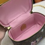 Louis Vuitton Nice Mini Toiletry Bag Pink 20Cm M26647 - Image 5
