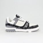 Louis Vuitton Trainer Sneaker Grey 1ADF5I - Image 4