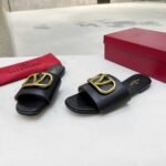 Valentino Garavani Vlogo Signature Slide Sandal Black 6W2S0BD5DSH 0NO - Image 6