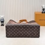 Louis Vuitton Shopper Tote MM Monogram Canvas Brown 40cm M15274 - Image 7