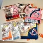 Hermes Les Voitures Nouvelles Scarf Rose Bonbon And Blue 90Cm H984108S 01 - Image 6