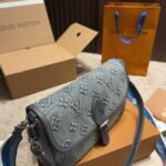 Louis Vuitton Diane Monogram Denim Blue 24Cm - Image 4