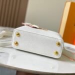 Louis Vuitton Capucines Mini Bag Snow White 21Cm M21416 - Image 5