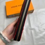 Louis Vuitton X Takashi Murakami Zippy Wallet Black Multicolored 19cm - Image 7