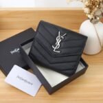Saint Laurent Cassandre Matelassé Small Envelope Wallet In Grain De Poudre Leather Black Silver 13Cm 414404Bow021000 - Image 6