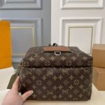 Louis Vuitton Discovery Backpack Safari Monogram Brown 37Cm - Image 5