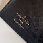 Louis Vuitton Juliette Wallet Monogram Giant Brown 13Cm M69432 - Image 7