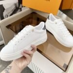 Louis Vuitton Time Out Sneaker Grey 1Aguy4 - Image 7