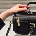 Gucci Small Jumbo GG Canvas Duffle Bag Black 30Cm - Image 5