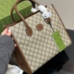 Gucci GG Small Tote Bag Beige Ebony 31Cm ‎‎659983 92TCG 8563 - Image 2