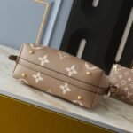 Louis Vuitton Carryall PM Crème Beige 29Cm M47180 - Image 5