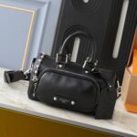 Louis Vuitton Keepall Cargo Bandouliere 25 Black 25cm M13988 - Image 2