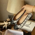 Chanel Ballerina Flats Tweed And Patents White Black - Image 4