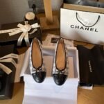 Chanel Ballerina Flats Tweed And Patents White Black - Image 6