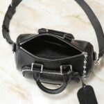 Louis Vuitton Keepall Cargo Bandouliere 25 Black 25cm M13988 - Image 5