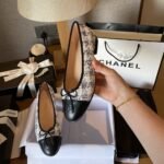 Chanel Ballerina Flats Tweed And Patents White Black - Image 5
