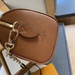 Louis Vuitton Speedy Bandoulière 20 Cognac Brown 20Cm - Image 6