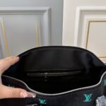 Louis Vuitton Keepall Bandoulière Black Denim 40cm - Image 4