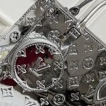 Louis Vuitton Onthego PM Silver 25cm M26373 - Image 5