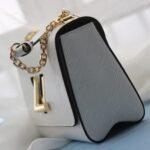 Louis Vuitton Twist MM White 23cm M21111 - Image 4