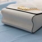 Louis Vuitton Twist MM White 23cm M21111 - Image 6