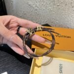 Louis Vuitton Lv Bloom Bracelet Monogram Brown M8416Z - Image 2