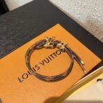 Louis Vuitton Lv Bloom Bracelet Monogram Brown M8416Z - Image 4