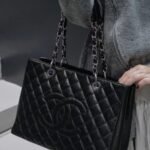 Chanel Grand Shopping Tote Bag Black Caviar Silver Tone Chain 34Cm - Image 8