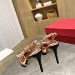 Valentino Rockstud Bow 100 Patent Slingback Pump Black Pink WS0LB8TZEN71 - Image 7