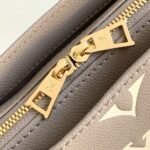 Louis Vuitton Onthego East West Bag Bicolor Beige 25Cm M23641 - Image 5