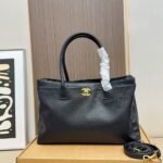 Chanel Executive Cerf Tote Gold Tone In Black Leather 36Cm - Image 2