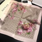 Gucci Gg Blooms Foulard Scarf Light Pink - Image 2