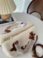 Louis Vuitton Speedy Bandouliere Monogram Teddy Fleece 25 White 25Cm - Image 2