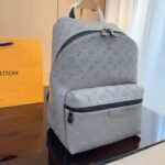 Louis Vuitton Discovery Backpack Anthracite Gray 38Cm M46557 - Image 8