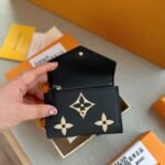 Louis Vuitton Victorine Wallet Black And Beige 12Cm M80968 - Image 7