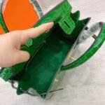 Hermes Birkin 30 Crocodile Gold-Toned Hardware Dark Green - Image 6