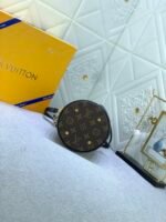 Louis Vuitton Bucket Monogram Bag Brown 20Cm - Image 3