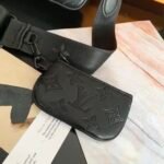 Louis Vuitton Duo Messenger Bag Black 25Cm M69827 - Image 5